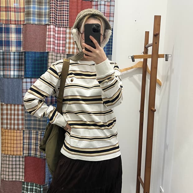 베이프 화이트 스트라이프 롱 슬리브