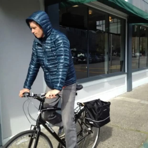 파타고니아 울트라라이트 다운후디(경량패딩)