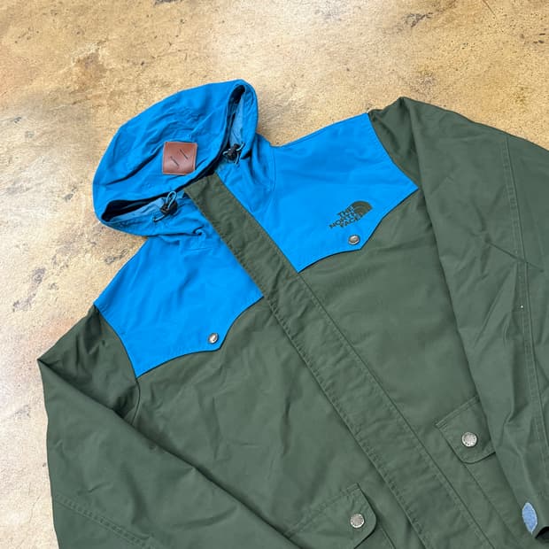 [정품/100] 노스페이스 블루 그린 후드 바람막이 자켓 b19