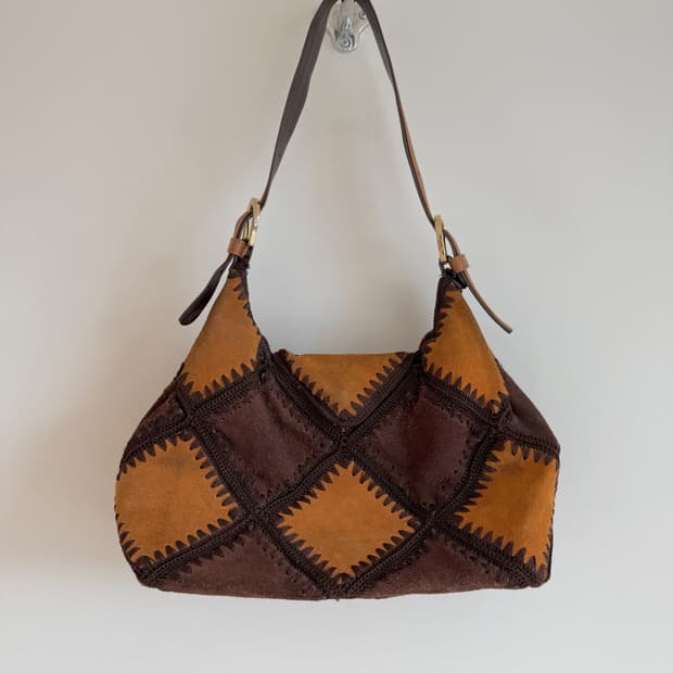 Pre owned 스웨이드 패치워크 호버 숄더백 