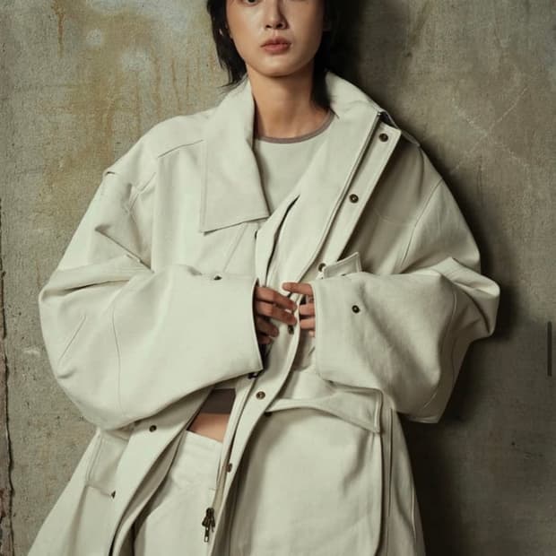 yiyae 워크자켓 새제품 팝니다