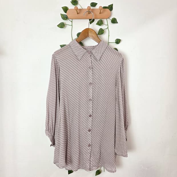 뮤트 핑크 도트 블라우스