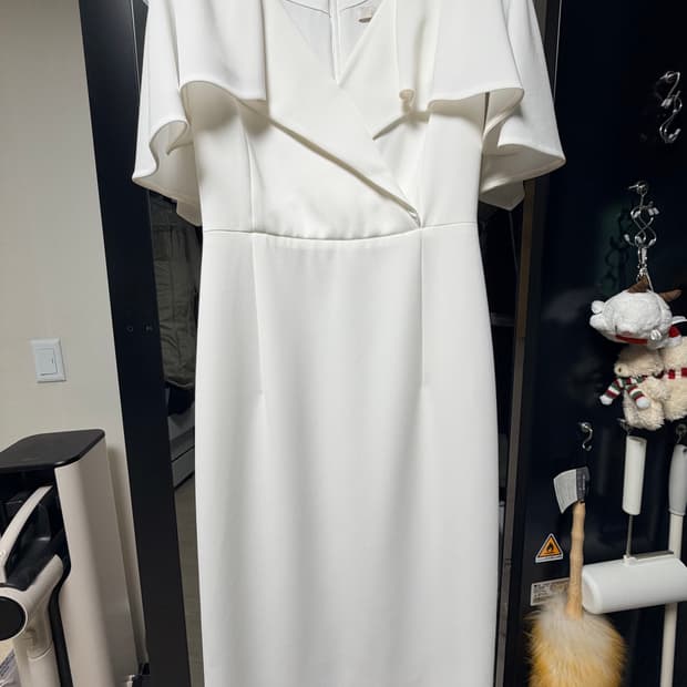 피로연, 연회장 원피스(지코트 러플 숄더 디테일 원피스)