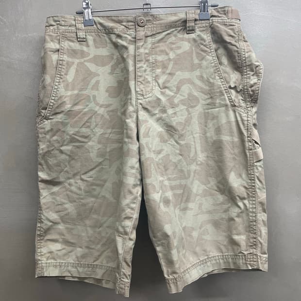나이키 카고 반바지 카모 패턴