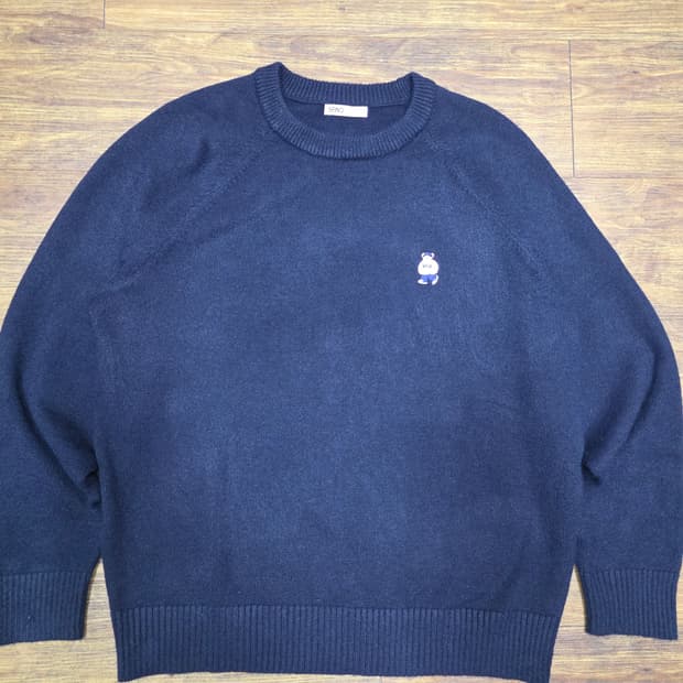 스파오 베어 라운드니트