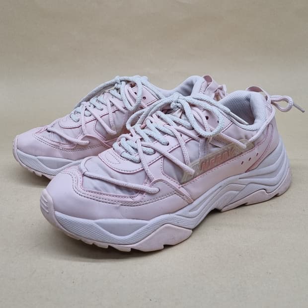 널디 젤리그 여성운동화250