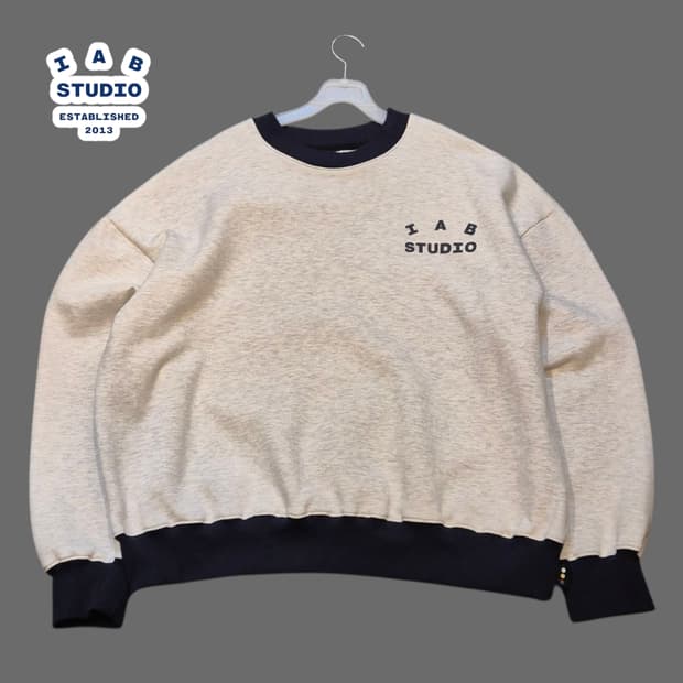 L 아이앱스튜디오 오트밀 맨투맨 