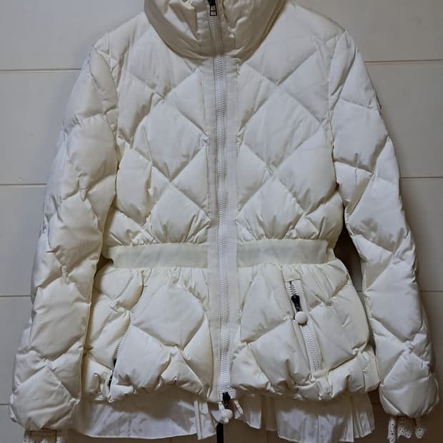 몽클레어 여성패딩아이보리2