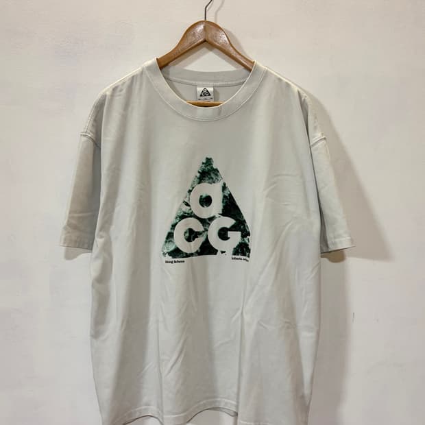 나이키 ACG 화이트 반팔 티셔츠 xxl