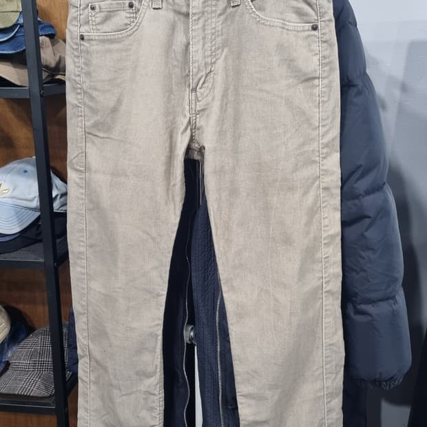 levis 505 레귤러 베이지 코듀로이(골덴)팬츠 허리31 상태10/9