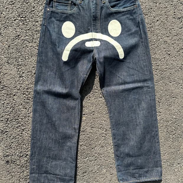 00s 베이프 마일로 페인팅 데님 Msize (32~33size)