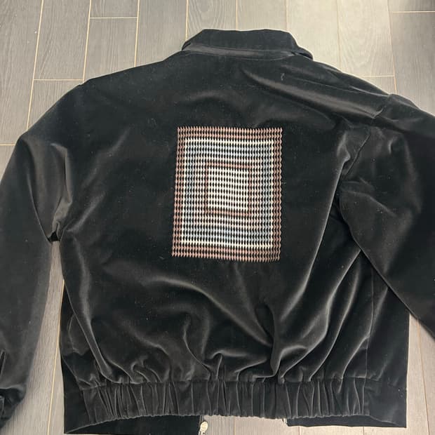 택o) 아모멘토 벨벳자켓 M 새상품