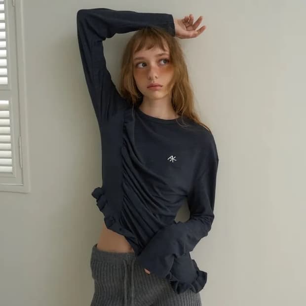 아우어솔티 프릴 티셔츠 pleasant frill t-shirt