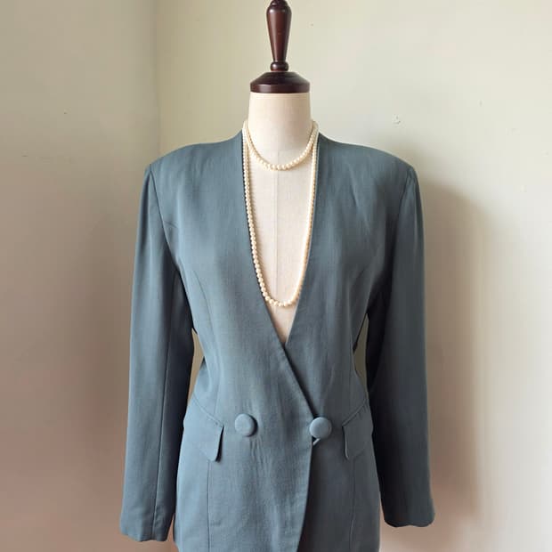 노카라 더블 브레스티드 자켓