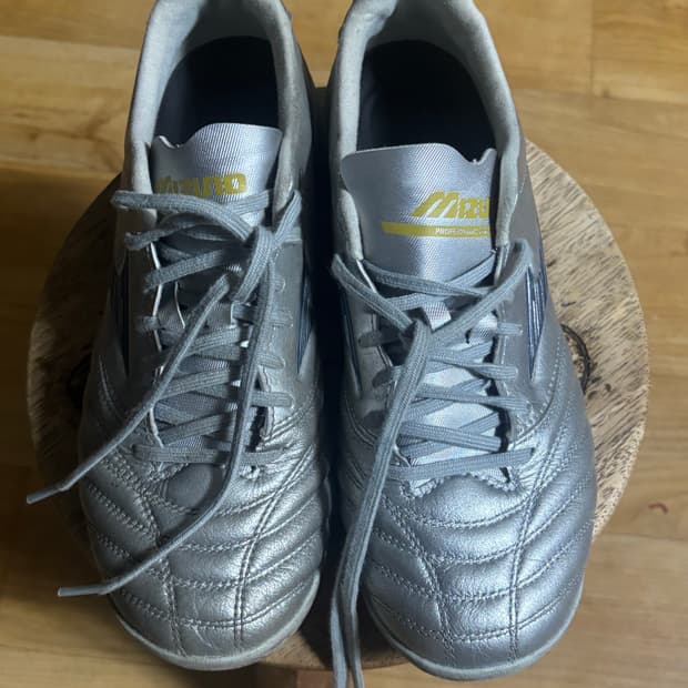 미즈노 모렐리아 네오4 프로풋살화 250