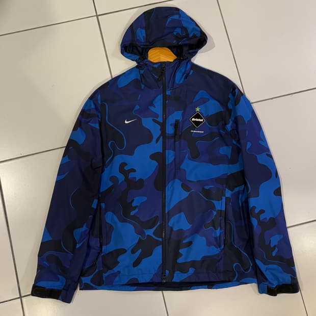 나이키 Real bristol 바람막이