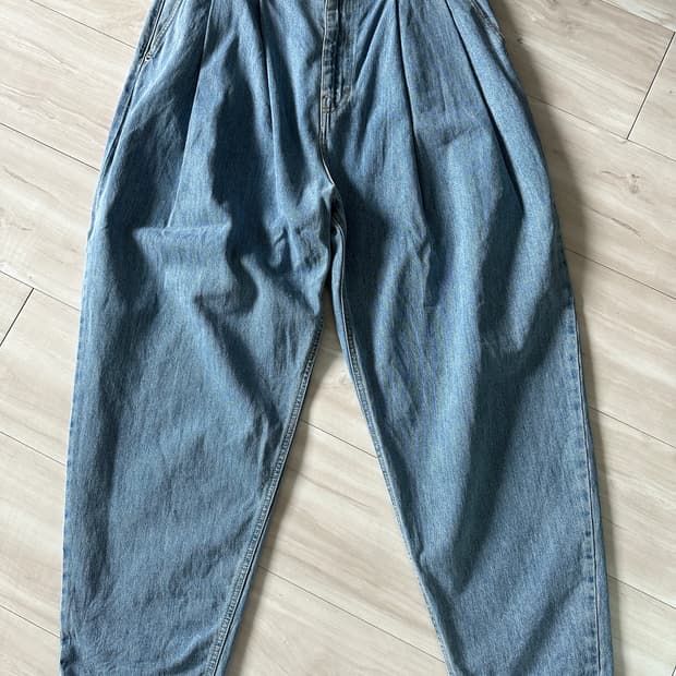 Hed mayner 4플리츠데님팬츠 S사이즈