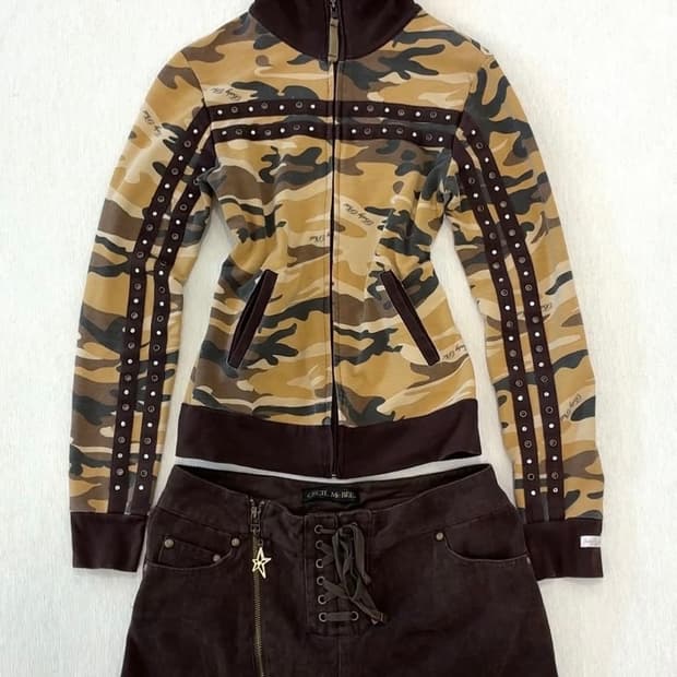 Y2k 갸루 브라운 카모 큐빅 져지/ 세실맥비 아일렛 스커트