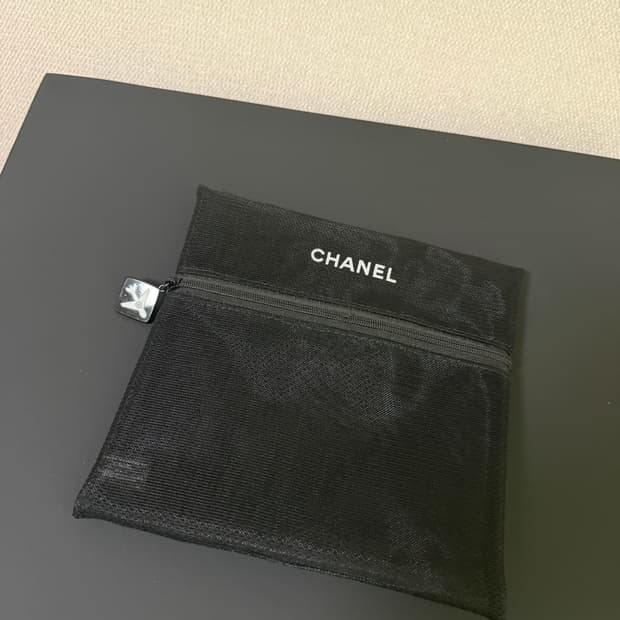 샤넬 블랙 메쉬 파우치 새상품 박스 없음