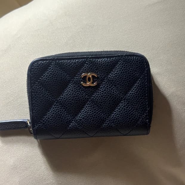 샤넬 캐비어 지퍼돌이 카드지갑 블랙 금장