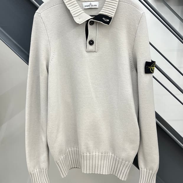 스톤아일랜드 와펜 하프버튼 울 니트
