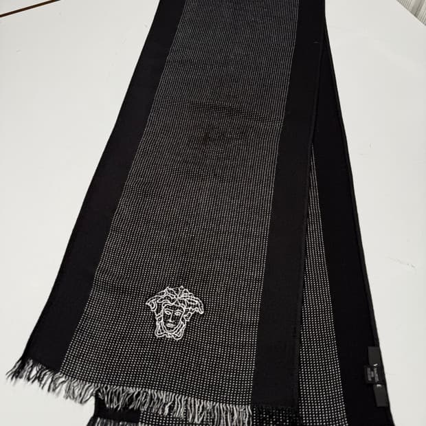 베르사체 머플러 숄