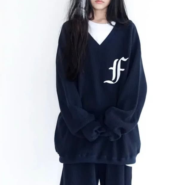 구해요 샵페어리 와플 맨투맨 네이비