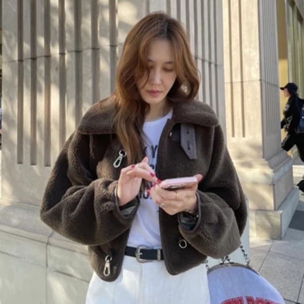 HAE146 윤혜진 테디 숏 코트 브라운 M