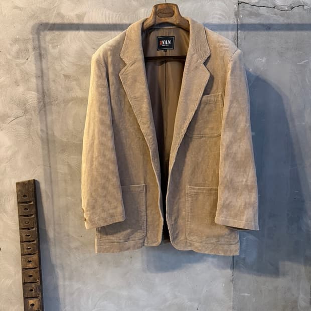 반 코듀로이 자켓 100