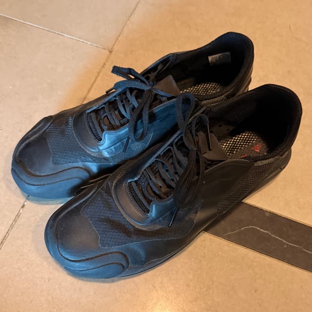 프라다 아디다스 루나로사