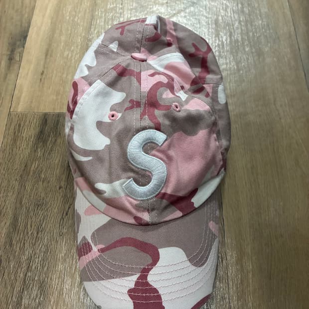 [새상품] 슈프림 핑크 카모 캡