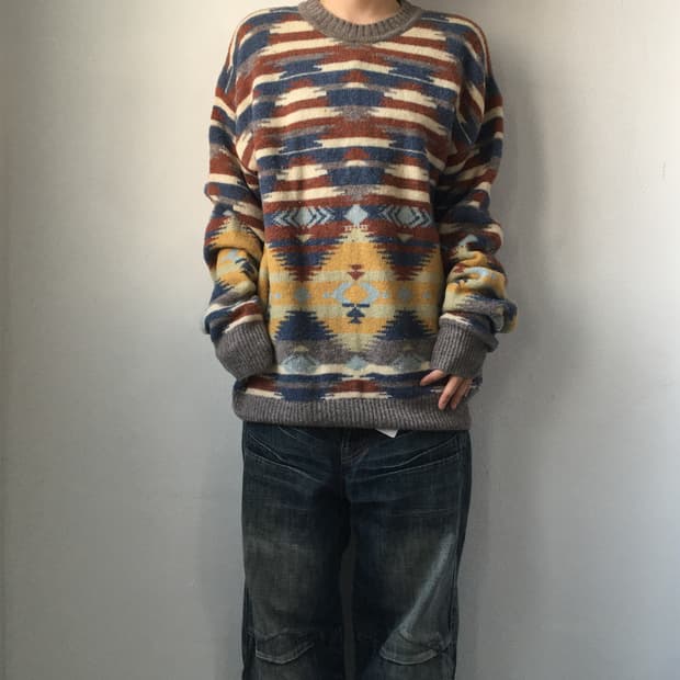 Native mood knit