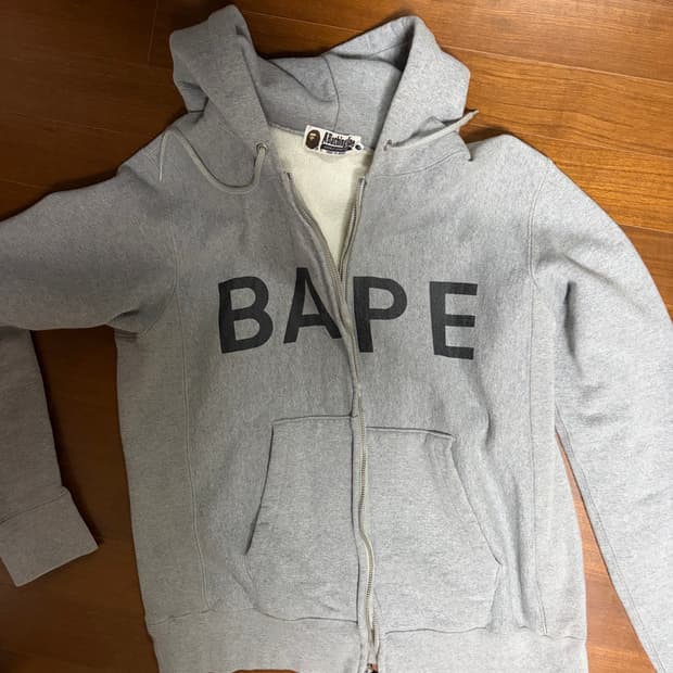 베이프 회색 후드집업 판매합니다.