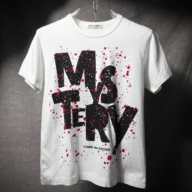 COMME des GARCONS 'MYSTERY' T-Shirt