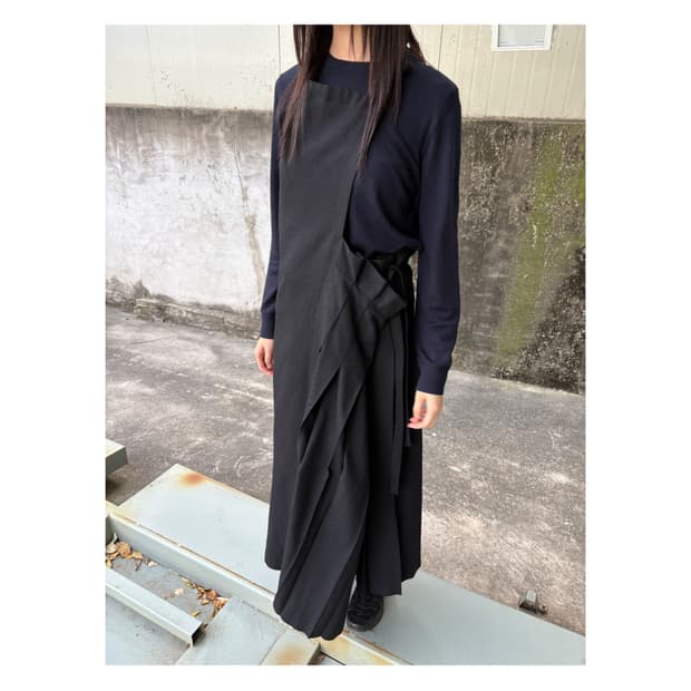 A/T 아츠로 타야마 비대칭 랩 원피스