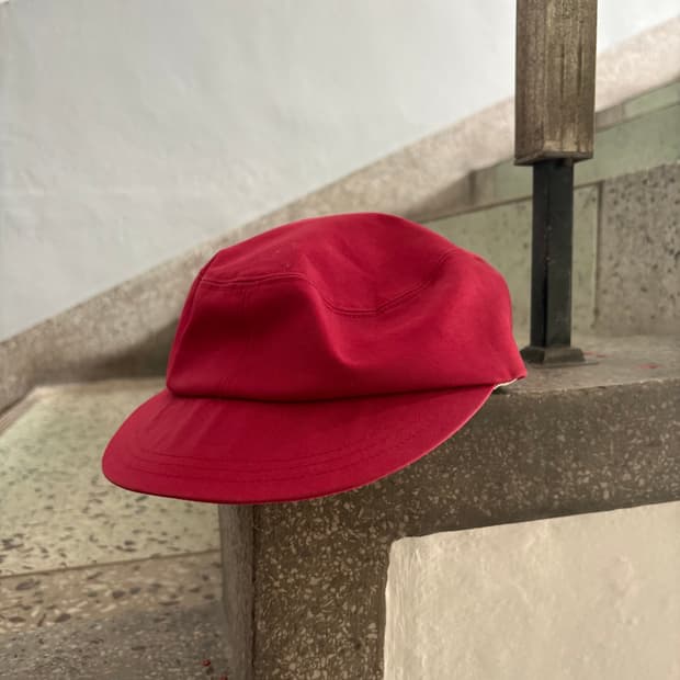 Y3 요지야마모토 레그 뱃지 베레모