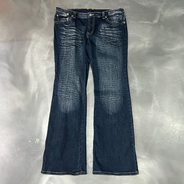  belluna 부츠컷 데님 팬츠 y15548