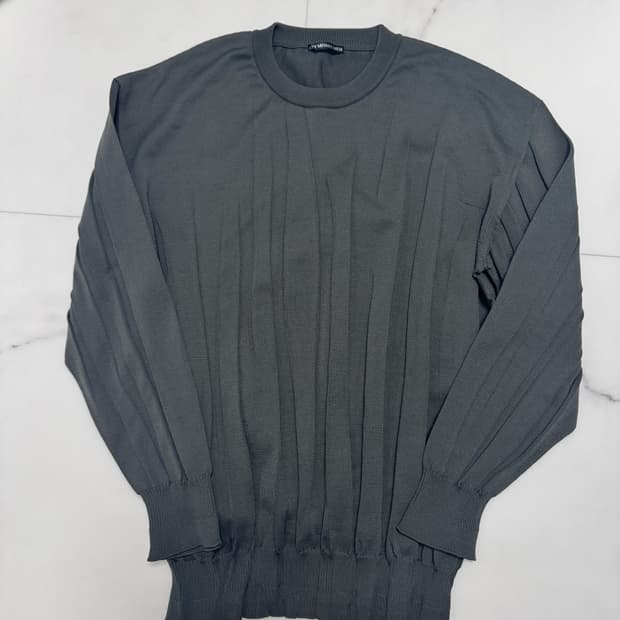 이세이미야케 남성니트