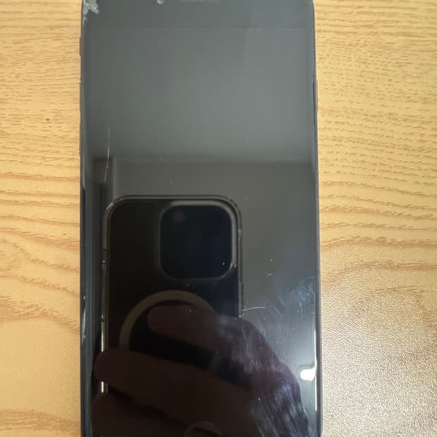 아이폰SE2 62gb 블랙 성능 80퍼