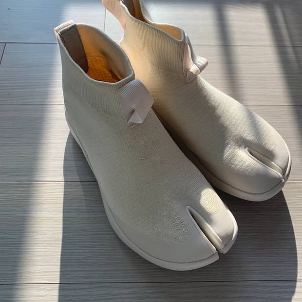 (새상품) 타비 Tabi 230 화이트 신발