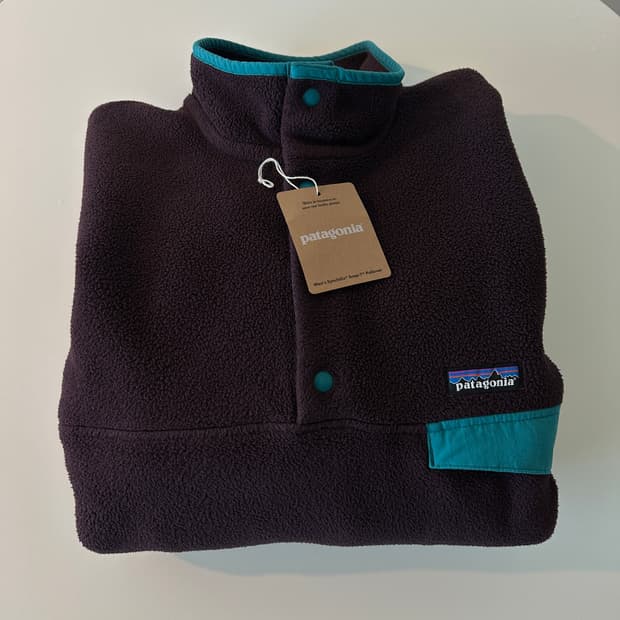 patagonia synchilla(신칠라) obsidian plum L