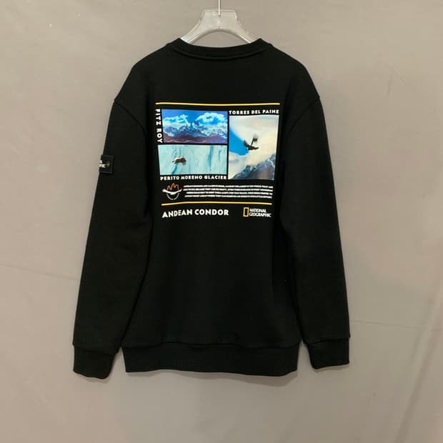 L 내셔널지오그래픽 포토 파인더 프린팅 오버핏 와펜 맨투맨