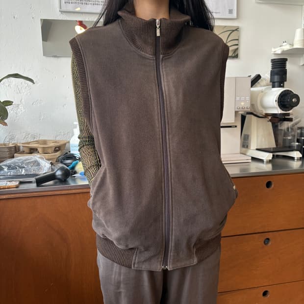 지방시 브라운 코듀로이 니트 믹스 베스트