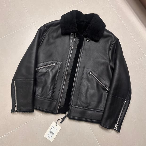 비바스튜디오 24FW 리얼 무스탕 M