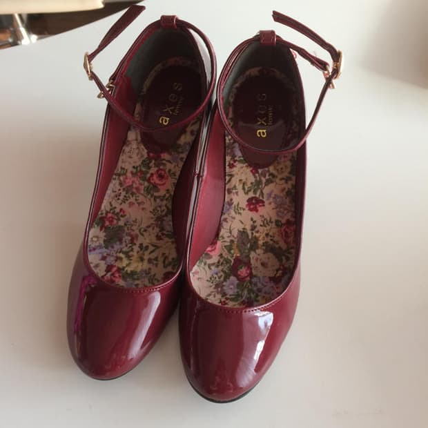 엑시즈팜) 일본빈티지 플로럴 고딕 로맨틱 앤틱 고전 스트랩 펌프스힐구두