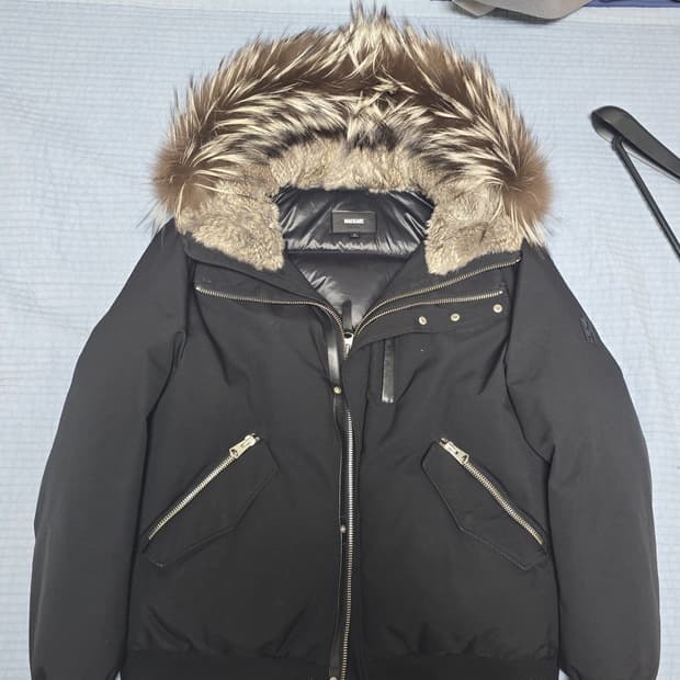 22~23FW 맥케이지 딕슨 실버퍼 48사이즈