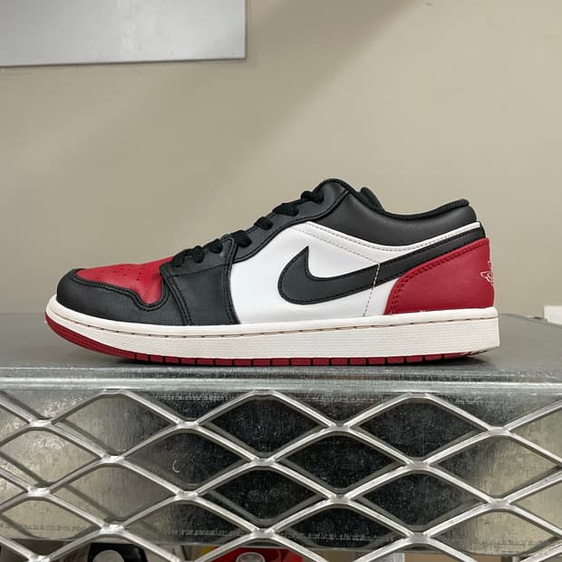 나이키 조던1 로우 브레드 토 265