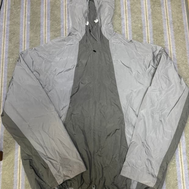 999HUMANITY 라이트 후드 자켓 회색 3