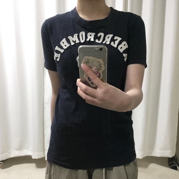 아베크롬비 네이비 패치 로고 반팔 티