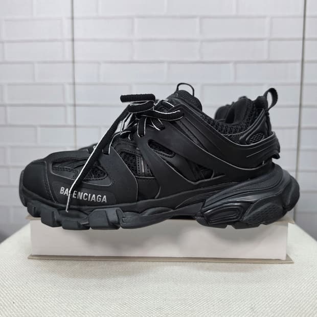 발렌시아가 트랙 스니커즈 블랙 스니커즈 EU36 / 230사이즈